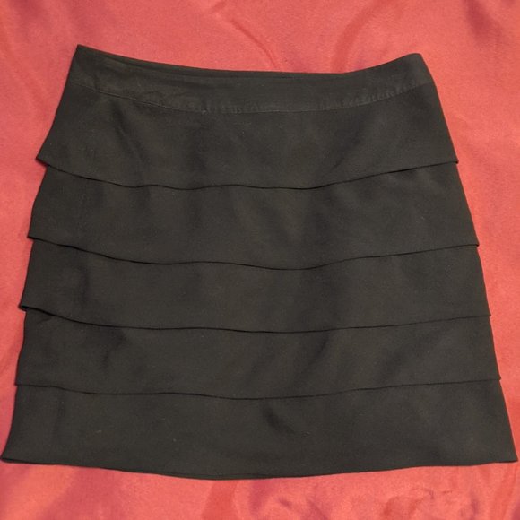 Black Ruffle Mini Skirt - M - Picture 1 of 10